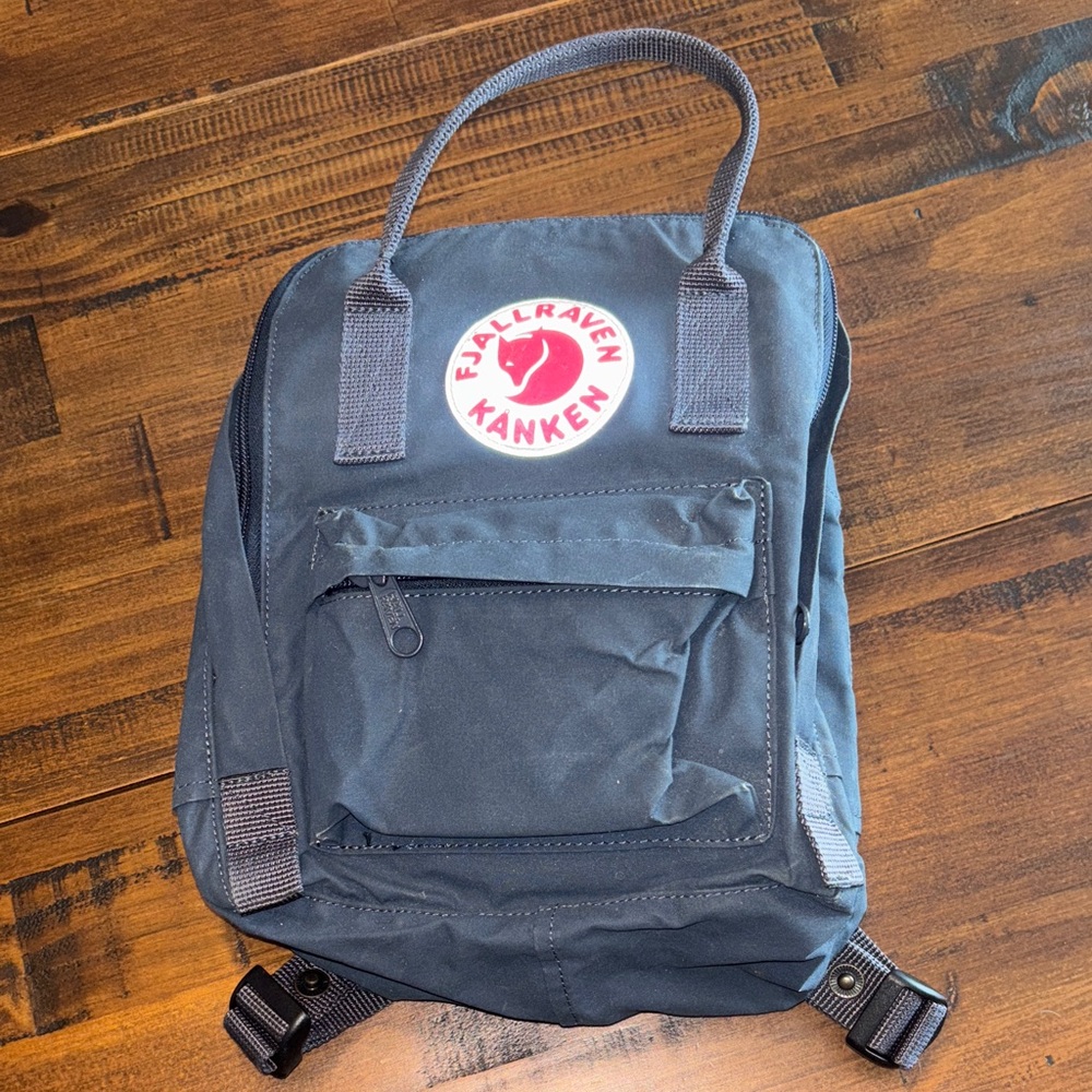 Fjallraven Mini Backpack - Picture 1 of 5
